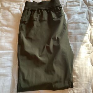 Lululemon joggers (dark green, size L)